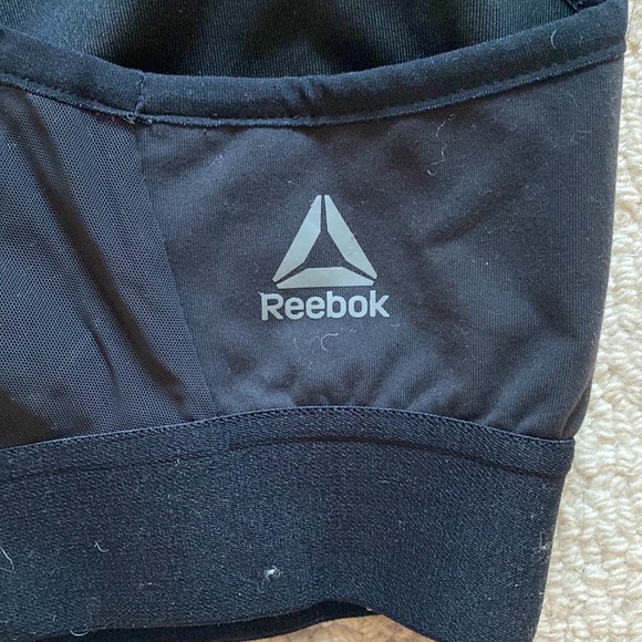 Reebok sports bra or crop top! - Picture 3 of 3
